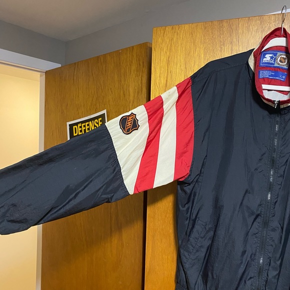 NHL Chicago Blackhawks jacket - Picture 3 of 8